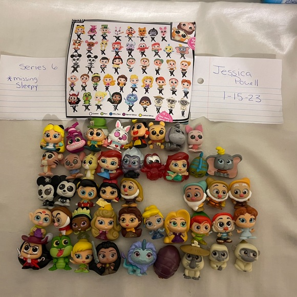 Disney Doorables Other - Disney Doorables series 6 *almost complete*
